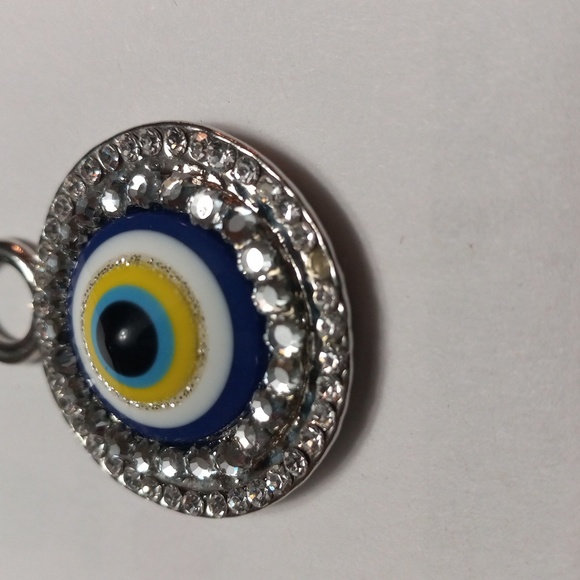 Protective evil eye necklace charm medallion - Picture 4 of 5